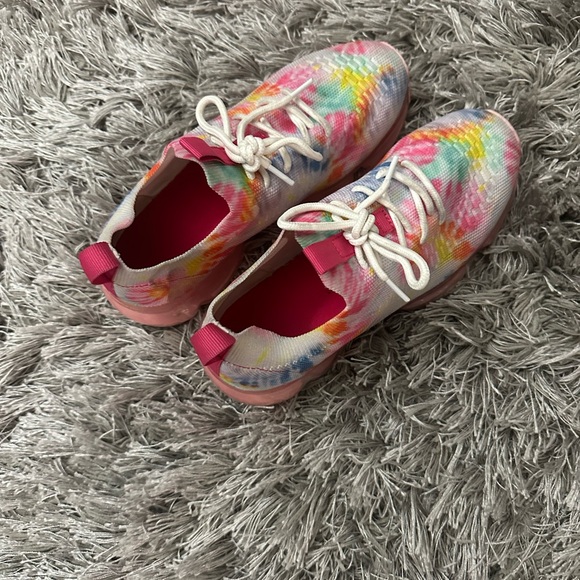 Sneakers - Picture 10 of 10